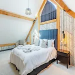 Oakwood Barn Holiday home Cawood