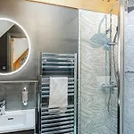 Oakwood Barn Holiday home